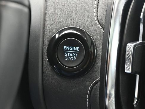 Used 2025 Ford Expedition Platinum AWD/4WD image 14