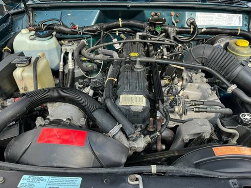 Used 1995 Jeep Cherokee Sport AWD/4WD image 33