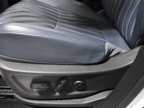 Certified 2023 Nissan Ariya AWD/4WD image 18
