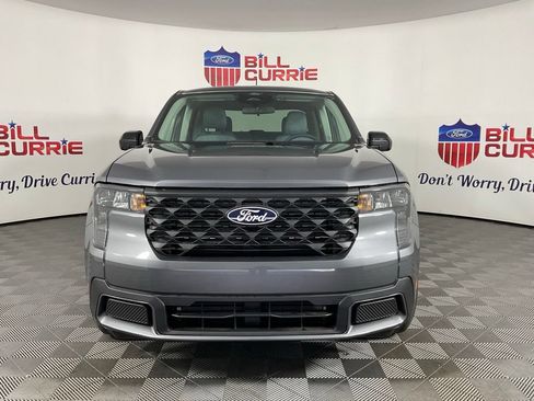 New 2026 Ford Maverick XLT w/ XLT Luxury Package FWD image 8