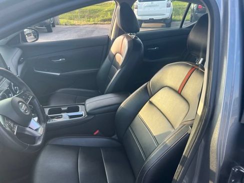 Used 2020 Nissan Sentra SR w/ Premium Package FWD image 15
