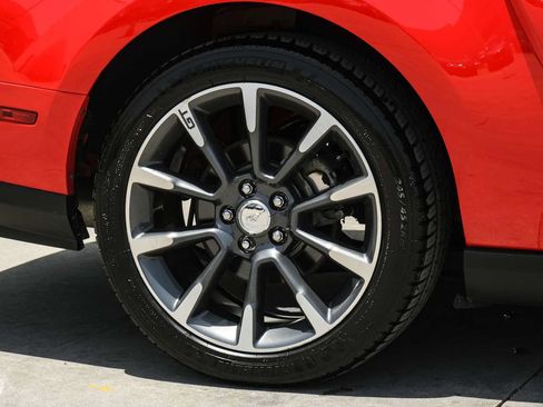 Used 2011 Ford Mustang GT Premium w/ 402A Rapid Spec Order Code RWD image 39