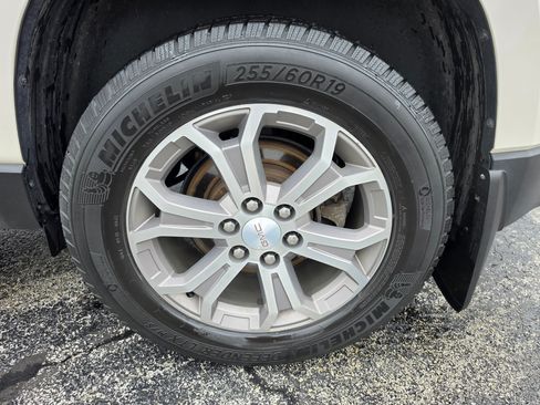 Used 2013 GMC Acadia SLT w/ Technology Package FWD image 16