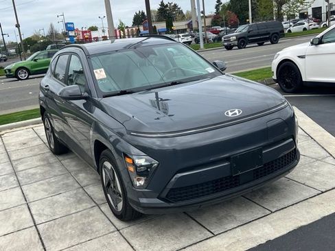 Certified 2024 Hyundai Kona SEL FWD image 3