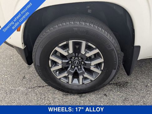 Used 2023 Nissan Frontier SV w/ Technology Package image 13