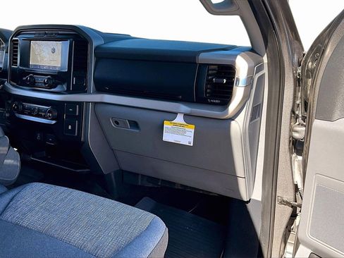 Used 2021 Ford F150 XLT image 16