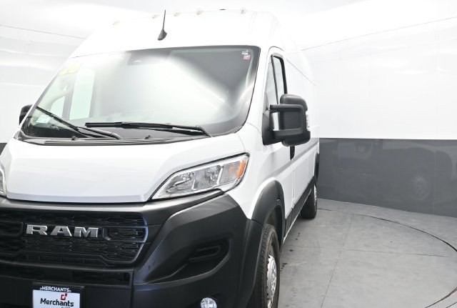 Used 2026 RAM ProMaster 2500 w/ Convenience Group FWD image 2