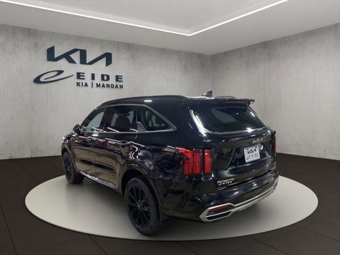 Used 2023 Kia Sorento SX image 8