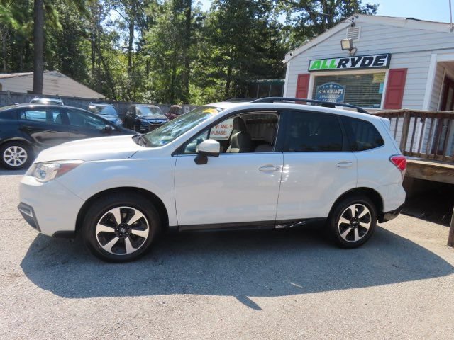 Used 2017 Subaru Forester 2.5i Limited AWD/4WD image 8