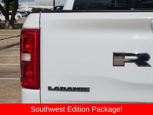 Used 2025 RAM 1500 Laramie AWD/4WD image 15