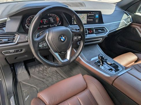 Used 2022 BMW X5 xDrive40i w/ Premium Package image 4