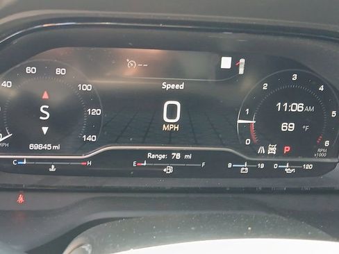 Used 2022 GMC Yukon XL Denali image 12