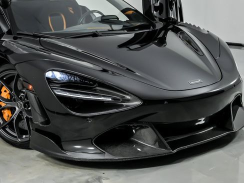 Used 2020 McLaren 720S Performance RWD image 3