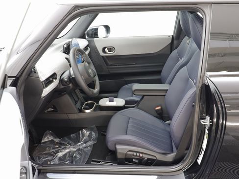 Certified 2025 MINI Cooper S image 6