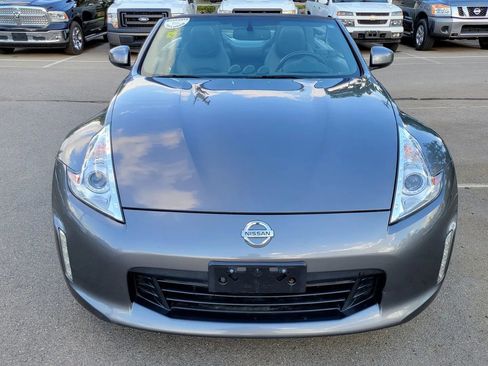 Used 2015 Nissan 370Z Touring Sport image 17