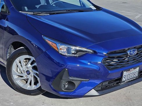 Certified 2025 Subaru Impreza 2.0i image 5