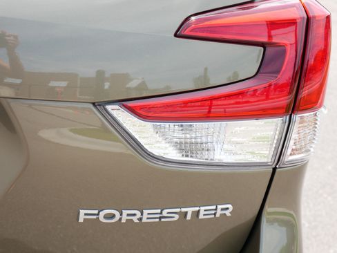 Certified 2024 Subaru Forester Premium AWD/4WD image 17