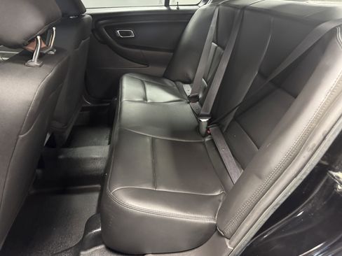Used 2015 Ford Taurus Police Interceptor AWD image 13