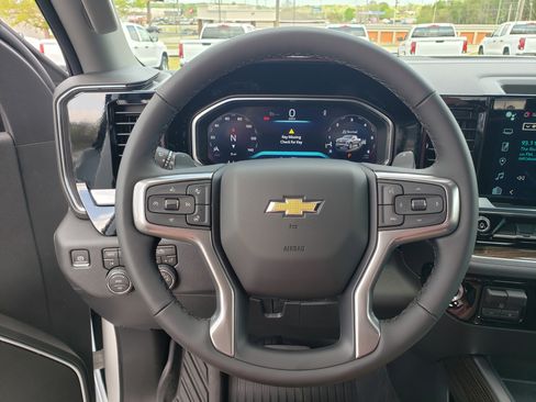 New 2026 Chevrolet Silverado 1500 LT image 16