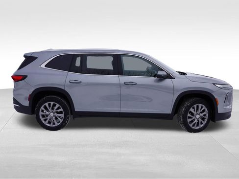 Certified 2025 Buick Enclave Preferred image 3