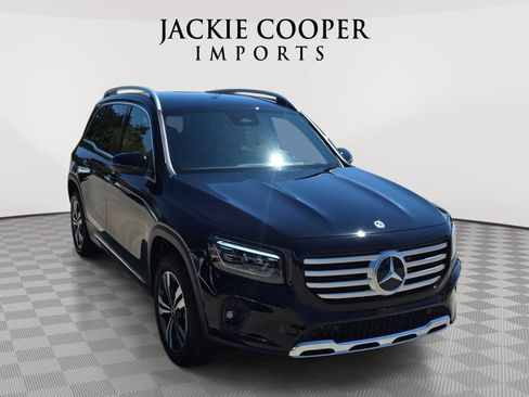 Certified 2025 Mercedes-Benz GLB 250 image 3