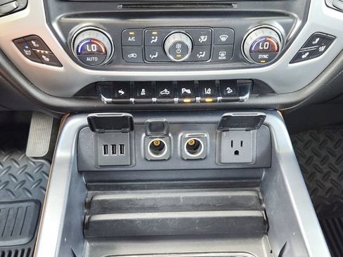 Used 2014 GMC Sierra 1500 SLT w/ Driver Alert Package AWD/4WD image 19