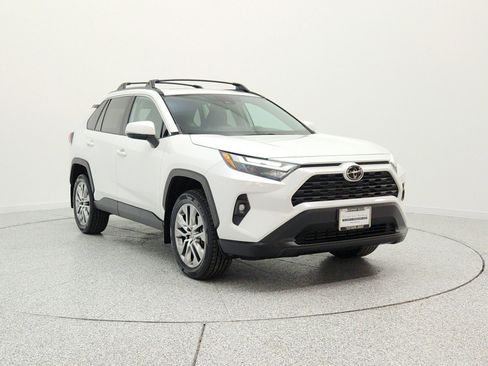 Used 2023 Toyota RAV4 XLE Premium FWD image 3