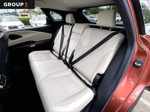 Certified 2024 Lexus RX 350 Premium w/ Accessory Package (Z1) FWD image 18