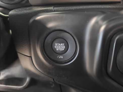 Used 2020 Jeep Wrangler Sport AWD/4WD image 24