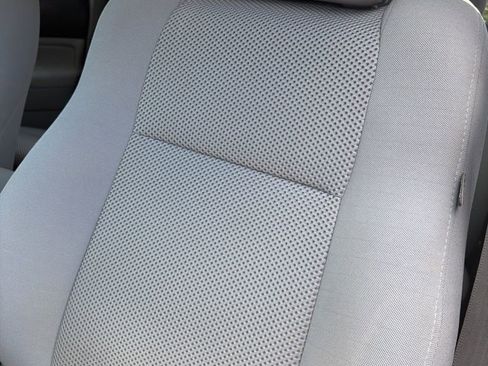 Used 2011 Toyota Tacoma PreRunner w/ TRD Off-Road Pkg image 5