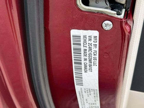 Used 2022 Chrysler Pacifica Limited FWD image 20