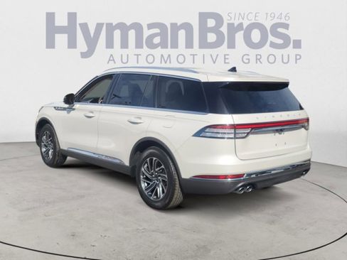 Used 2021 Lincoln Aviator AWD w/ Class IV Trailer Tow Package image 5