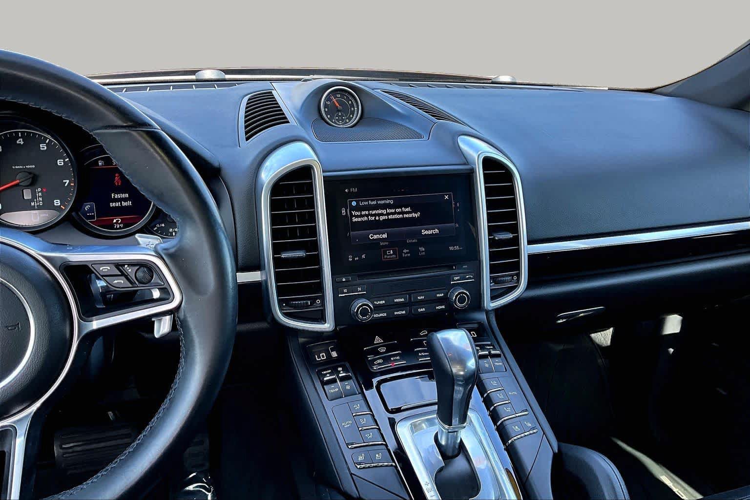 Used 2018 Porsche Cayenne Platinum Edition AWD/4WD image 6
