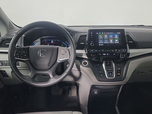 Used 2018 Honda Odyssey EX image 21