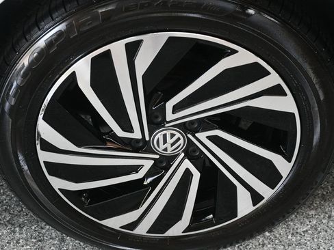 Used 2020 Volkswagen Jetta SEL Premium FWD image 19