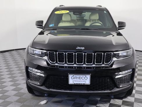 Used 2023 Jeep Grand Cherokee 4WD 4xe image 3