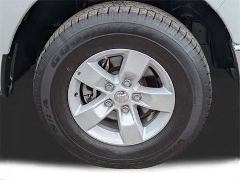 Used 2024 RAM 1500 Classic SLT image 11