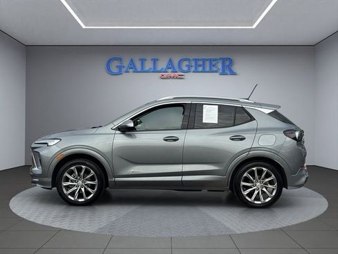 Used 2025 Buick Encore GX Avenir w/ Avenir Technology Package image 9