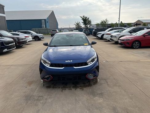 Used 2024 Kia Forte GT-Line w/ GT-Line Premium Package FWD image 5