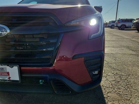 Used 2025 Subaru Ascent Bronze Edition image 10