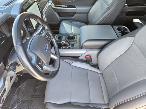 Used 2021 Ford F150 Lariat w/ Trailer Tow Package image 12