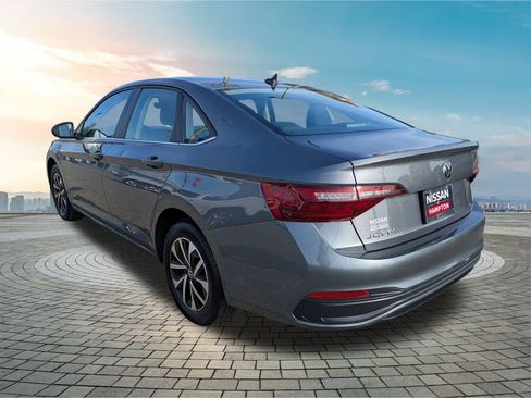 Used 2024 Volkswagen Jetta S image 7