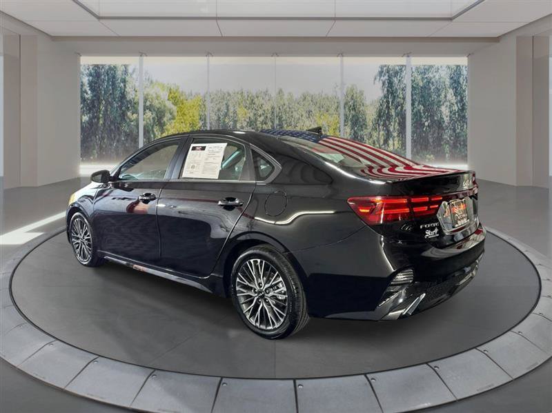Used 2022 Kia Forte GT-Line FWD image 7