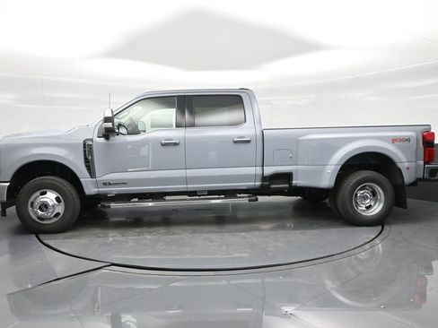 Used 2026 Ford F350 Lariat w/ Chrome Package image 17