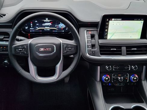 Used 2024 GMC Yukon SLT w/ SLT Luxury Package RWD image 27
