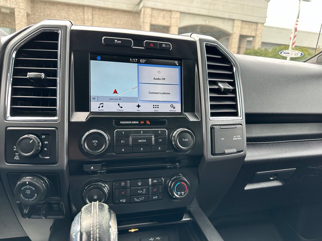 Used 2016 Ford F150 XLT w/ Equipment Group 302A Luxury AWD/4WD image 15