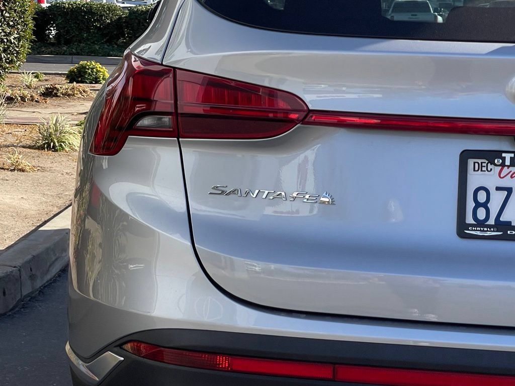 Used 2022 Hyundai Santa Fe SEL w/ Cargo Package AWD/4WD image 5
