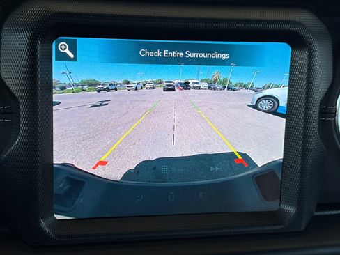 Used 2021 Jeep Gladiator Overland AWD/4WD image 21