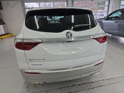 Certified 2024 Buick Enclave Premium image 4