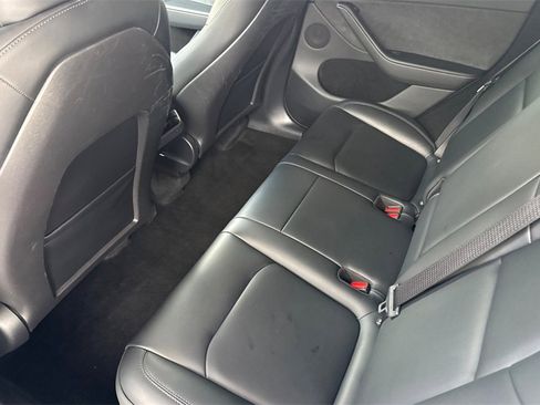 Used 2023 Tesla Model Y Long Range image 5